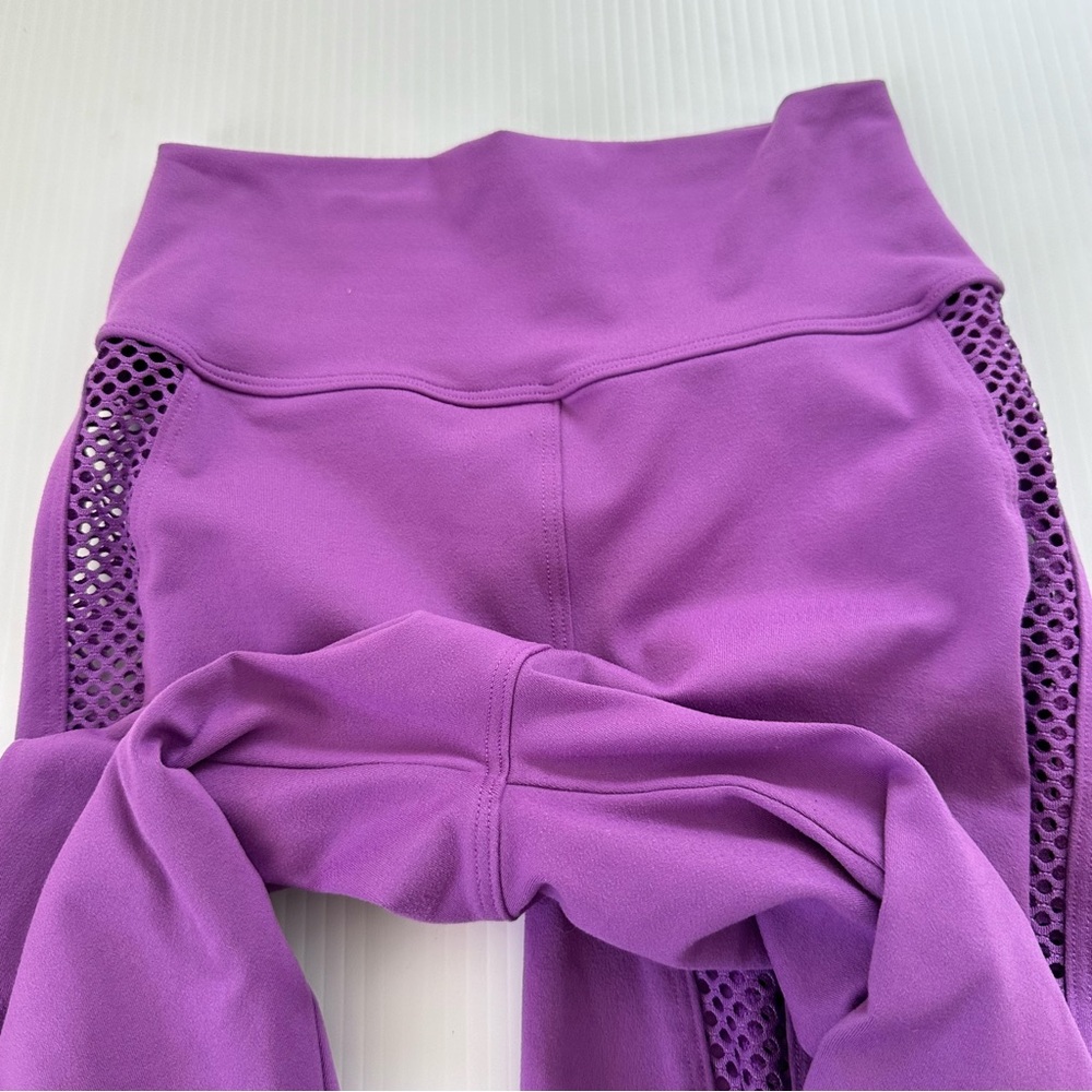 Bombshell Sportswear Mohawk Leggings Orchid, M - Picture 10 of 11